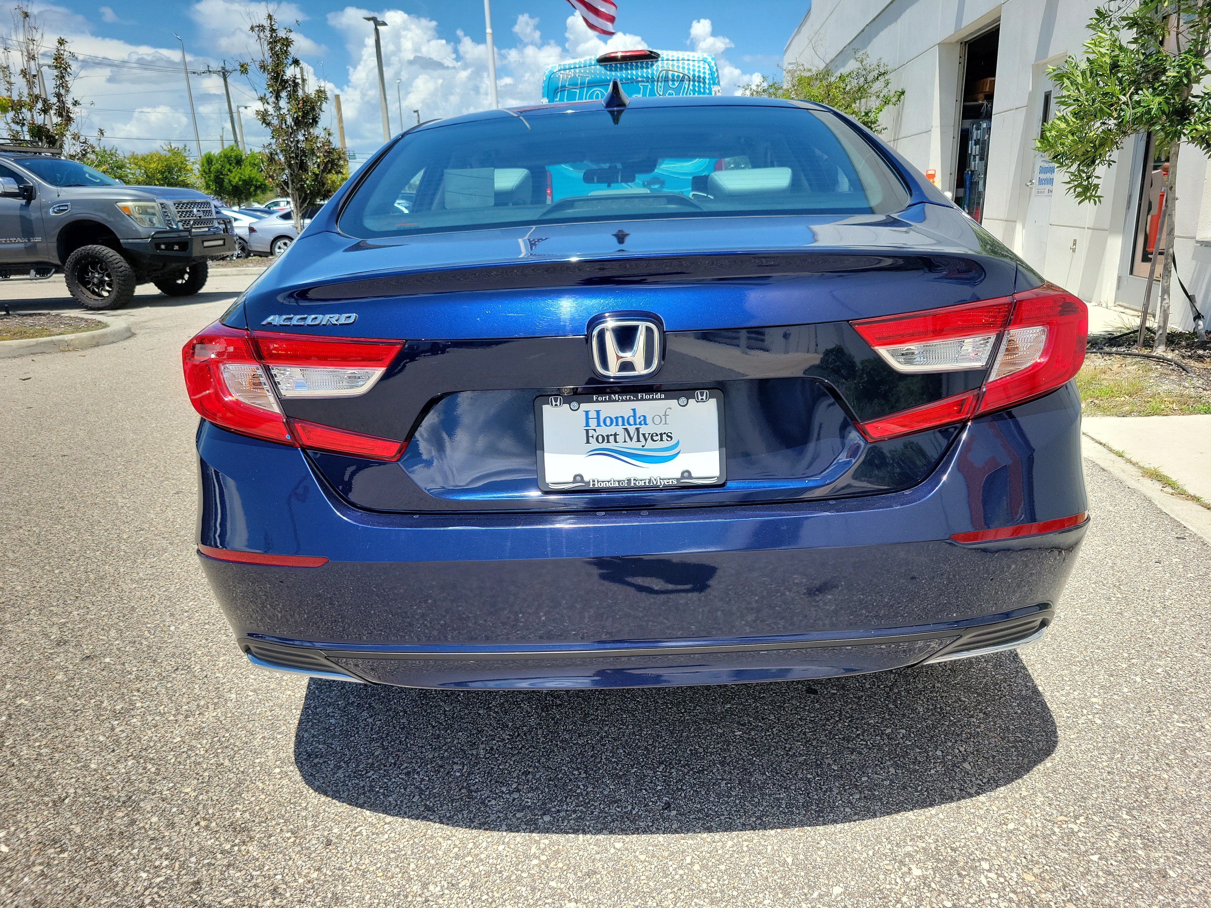 Used 2020 Honda Accord EX image 5