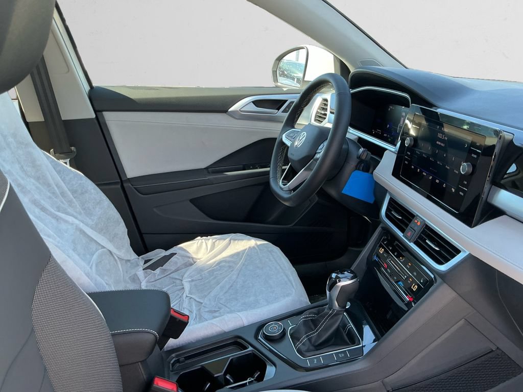 New 2026 Volkswagen Taos SE AWD/4WD image 15
