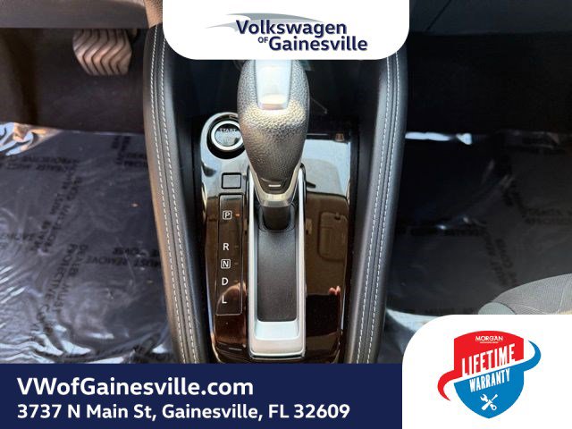 Used 2020 Nissan Kicks SR image 27