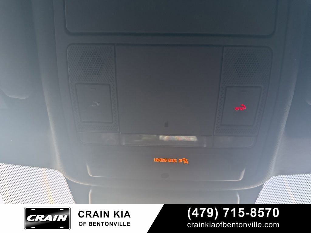 Used 2020 Land Rover Range Rover Evoque SE AWD/4WD image 28