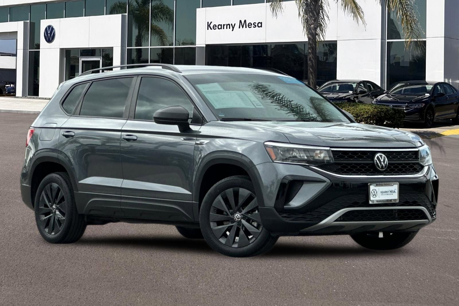 Used 2023 Volkswagen Taos S FWD image 2