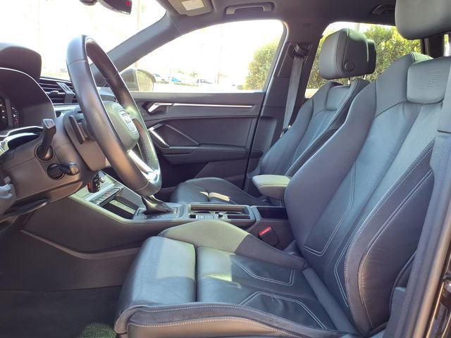 Used 2022 Audi Q3 2.0T Premium Plus w/ Premium Plus Package image 22
