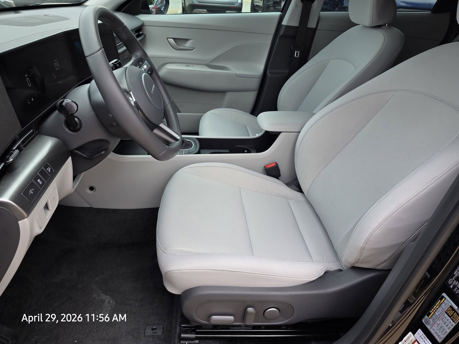 Certified 2025 Hyundai Kona SEL AWD/4WD image 11