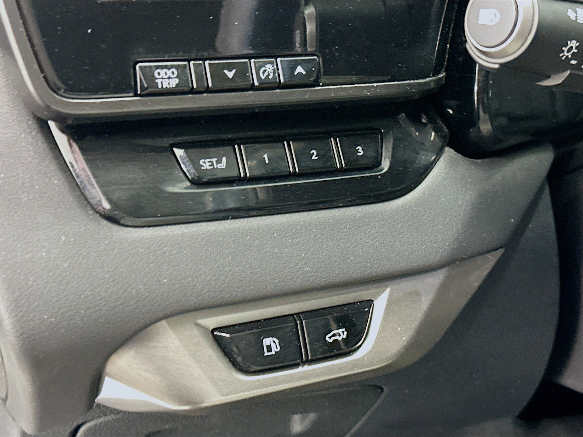 Used 2023 Lexus RX 350 Premium w/ Cold Area Package image 17