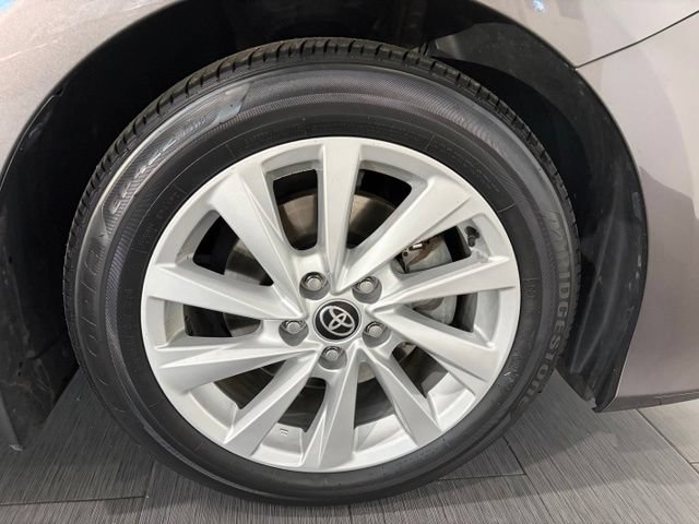 Used 2023 Toyota Camry LE w/ Convenience Package FWD image 25