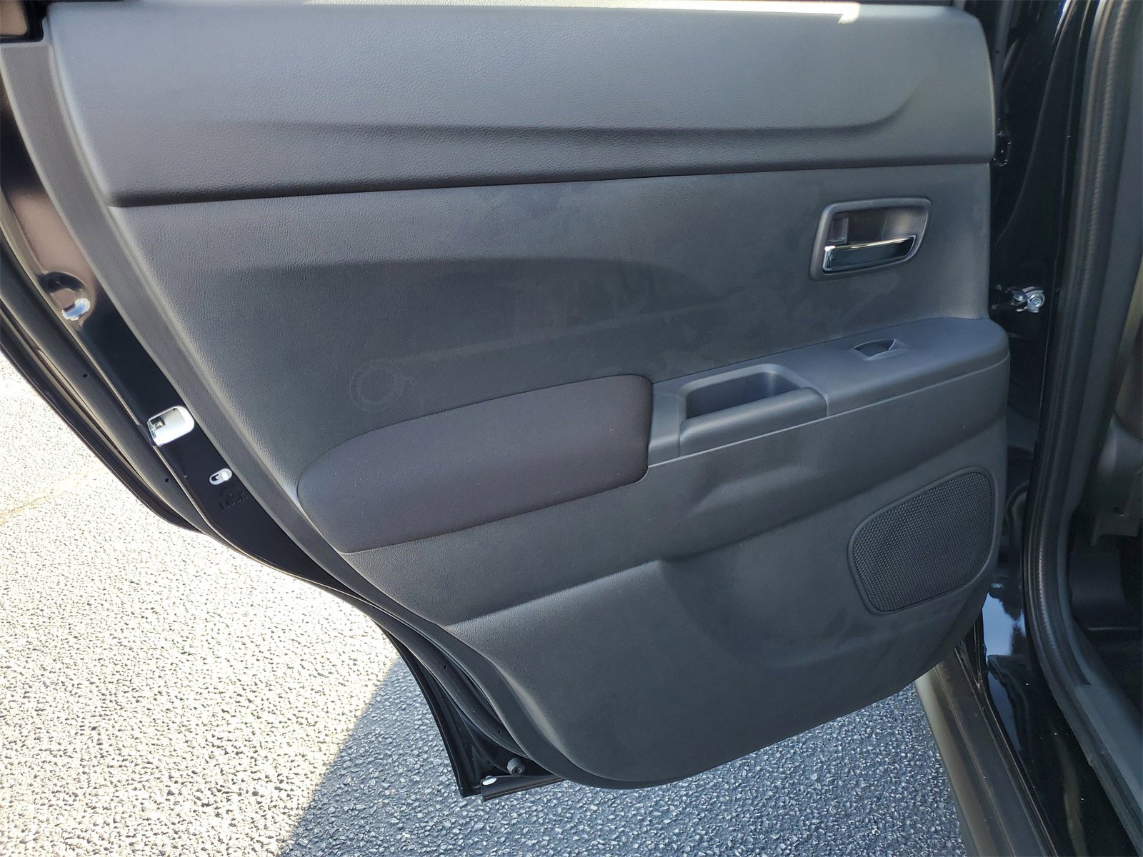 New 2025 Mitsubishi Outlander Sport LE image 22