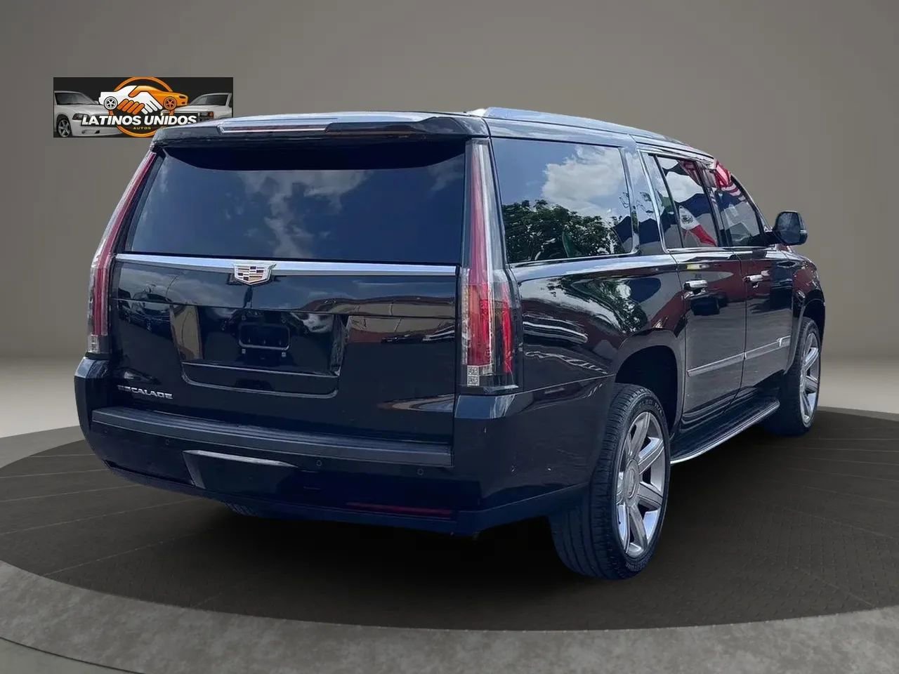 Used 2019 Cadillac Escalade ESV Luxury image 5