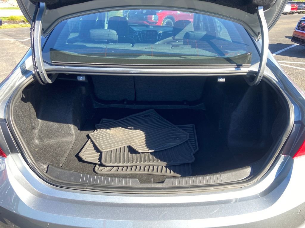 Used 2023 Chevrolet Malibu LT w/ Driver Confidence Package image 17