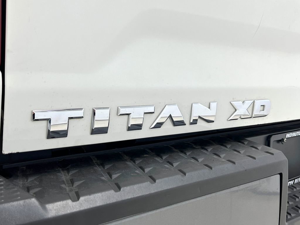 Used 2017 Nissan Titan PRO-4X AWD/4WD image 41