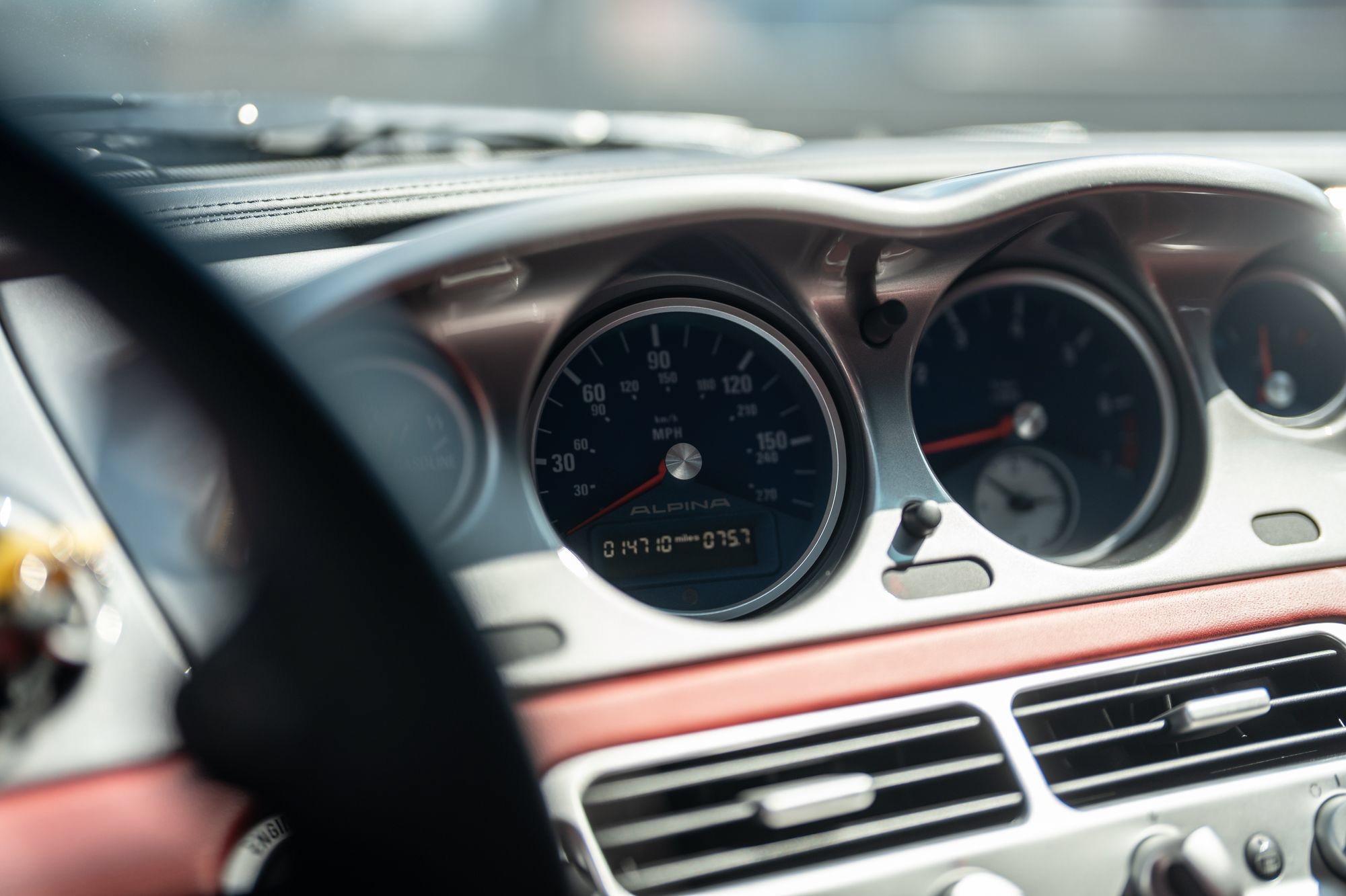 Used 2003 BMW Z8 RWD image 58