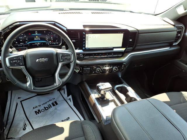 Used 2024 Chevrolet Silverado 1500 RST w/ Max Trailering Package AWD/4WD image 10