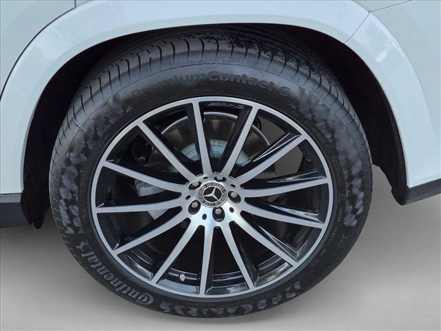 Used 2024 Mercedes-Benz GLS 580 4MATIC image 24