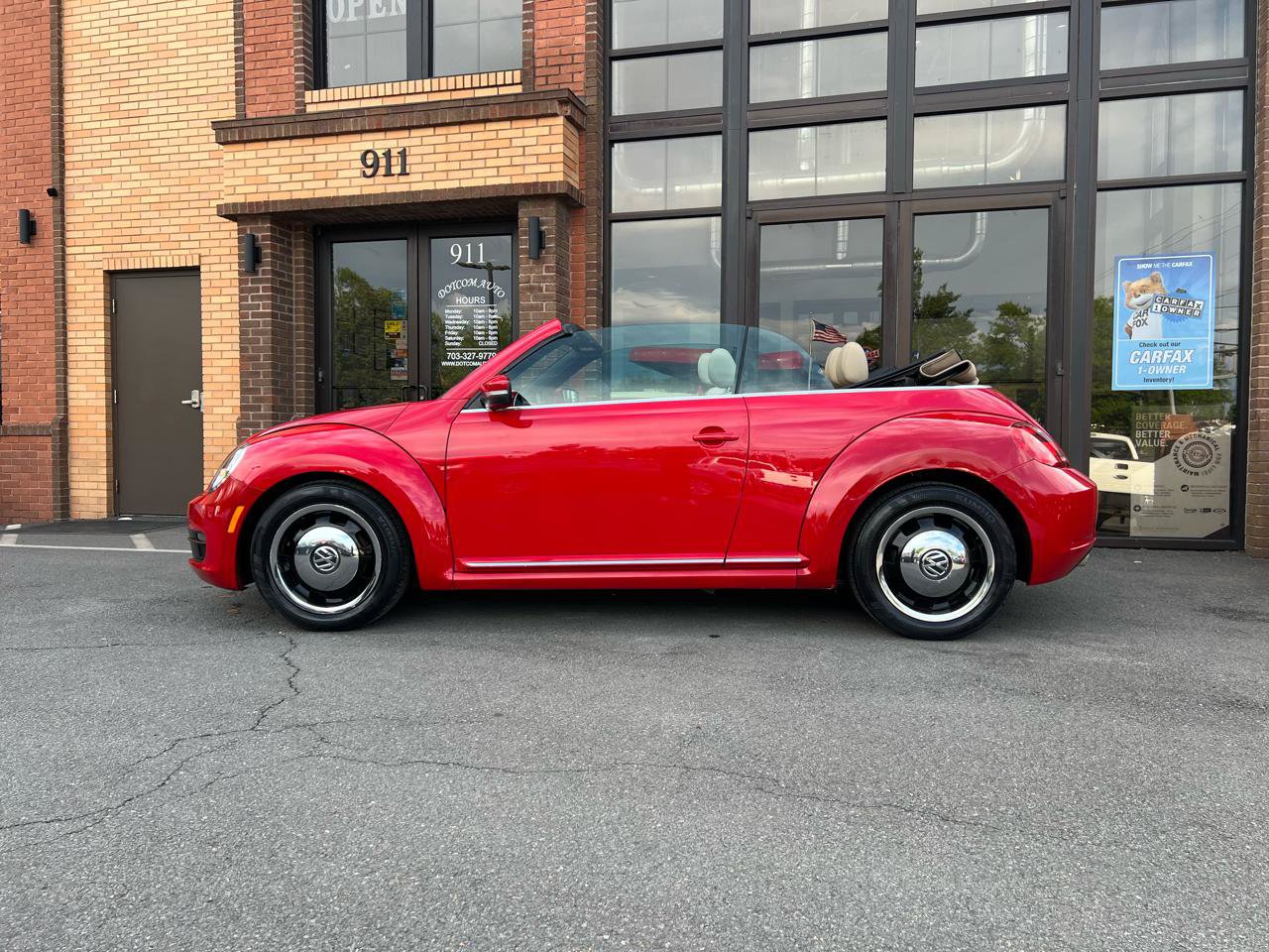 Used 2013 Volkswagen Beetle 2.5 FWD image 22