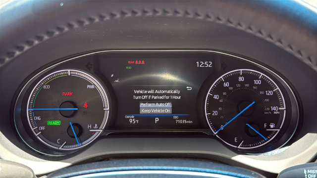 Used 2023 Toyota Venza XLE AWD/4WD image 23