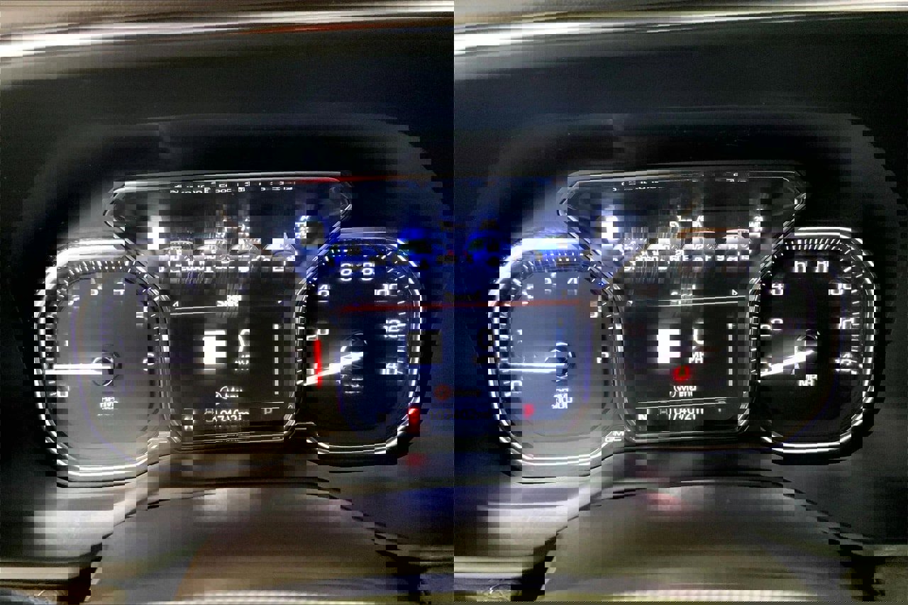 Used 2021 GMC Yukon Denali image 23