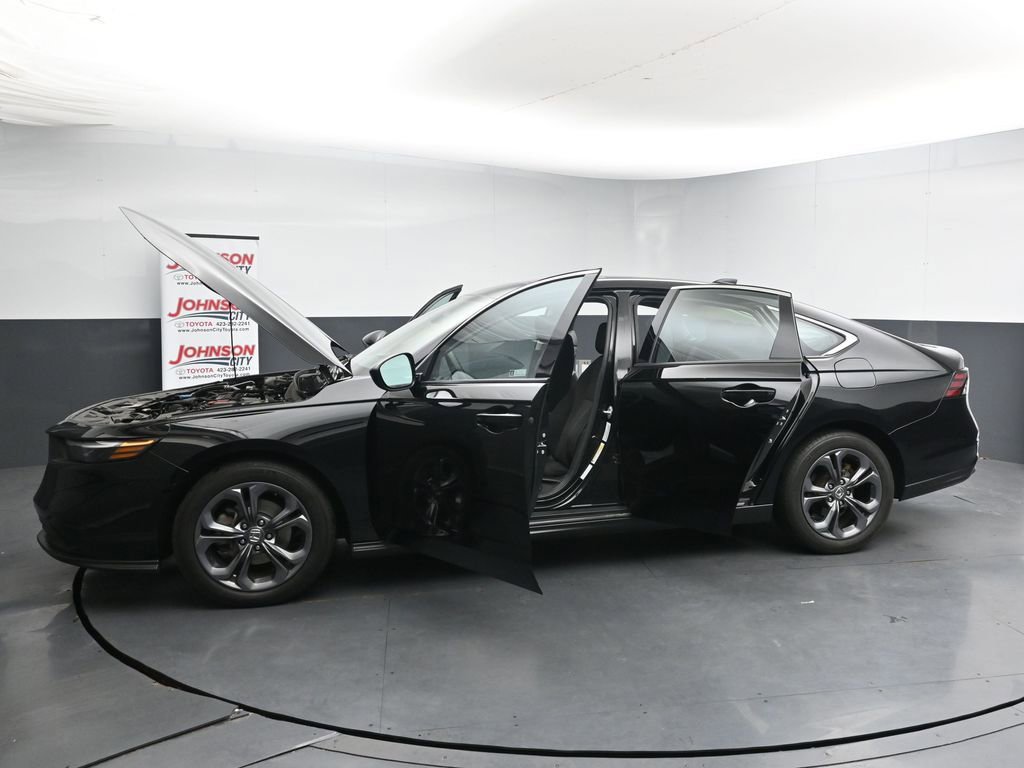 Used 2023 Honda Accord EX image 42