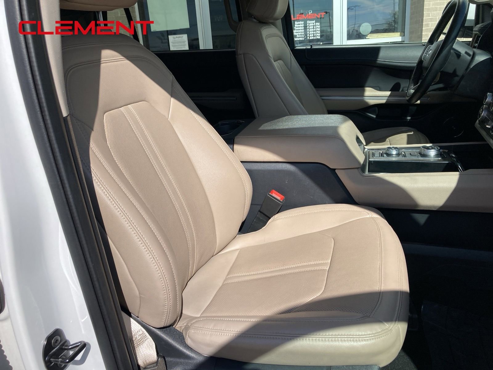 Used 2024 Ford Expedition Limited image 47