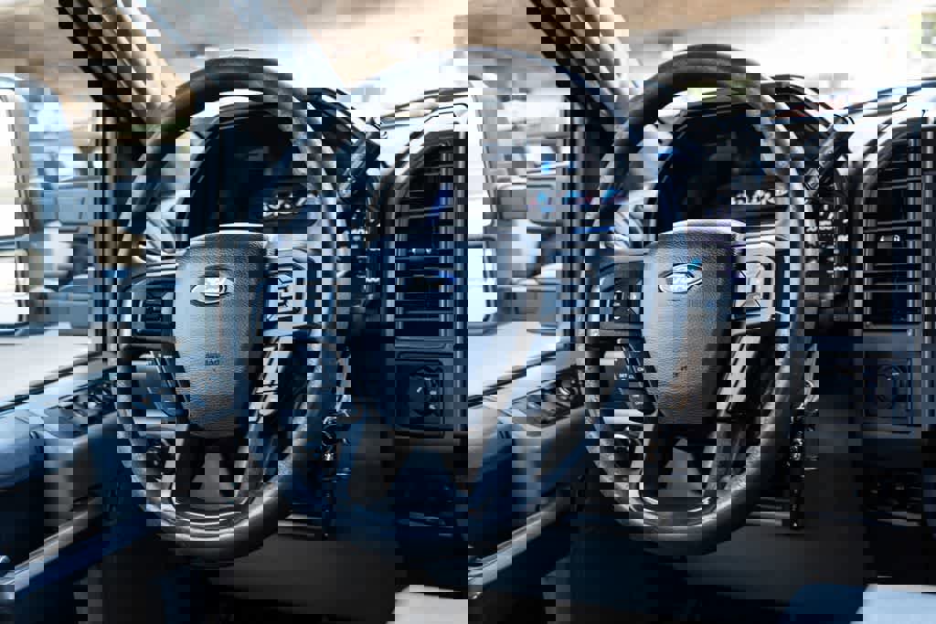 Used 2020 Ford F350 XL w/ Power Equipment Group image 16