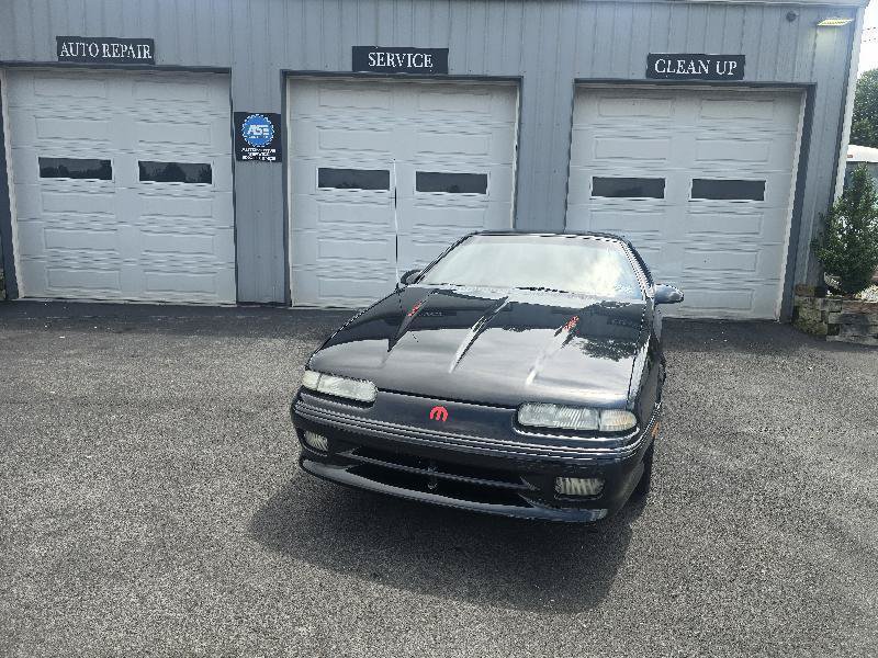 Used 1993 Dodge Daytona ES FWD image 2