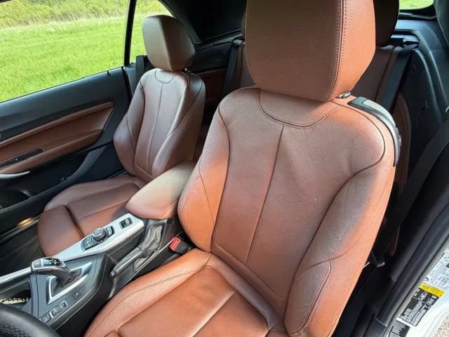 Used 2016 BMW M235i xDrive Convertible AWD/4WD image 19