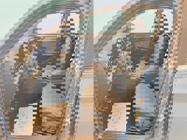 Used 2025 Volkswagen Jetta SE image 14