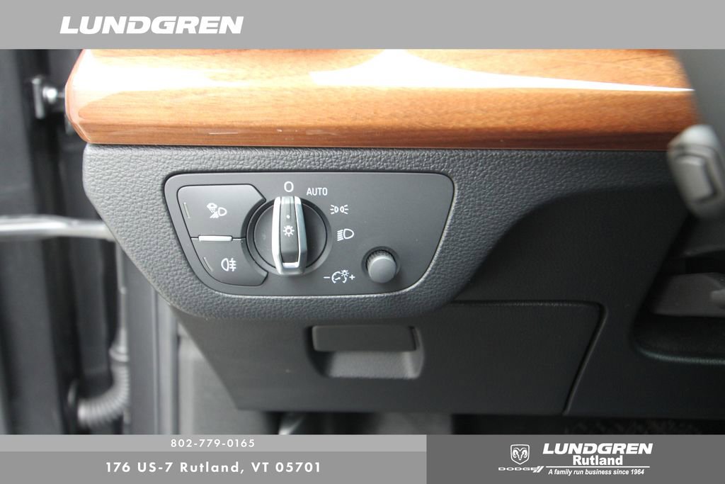 Used 2023 Audi Q5 2.0T Premium w/ Convenience Package image 14