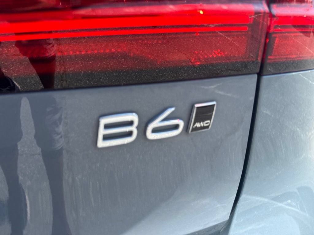 Used 2023 Volvo V90 B6 Cross Country Ultimate AWD/4WD image 24