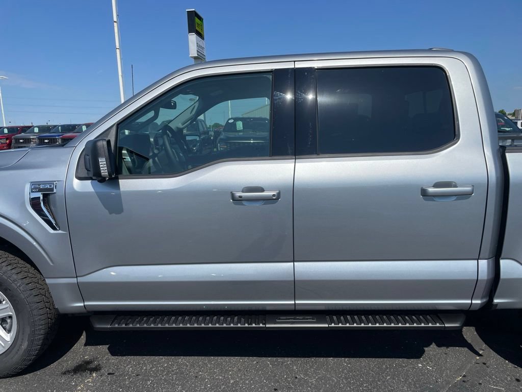New 2026 Ford F150 XLT w/ Equipment Group 302A MID AWD/4WD image 31