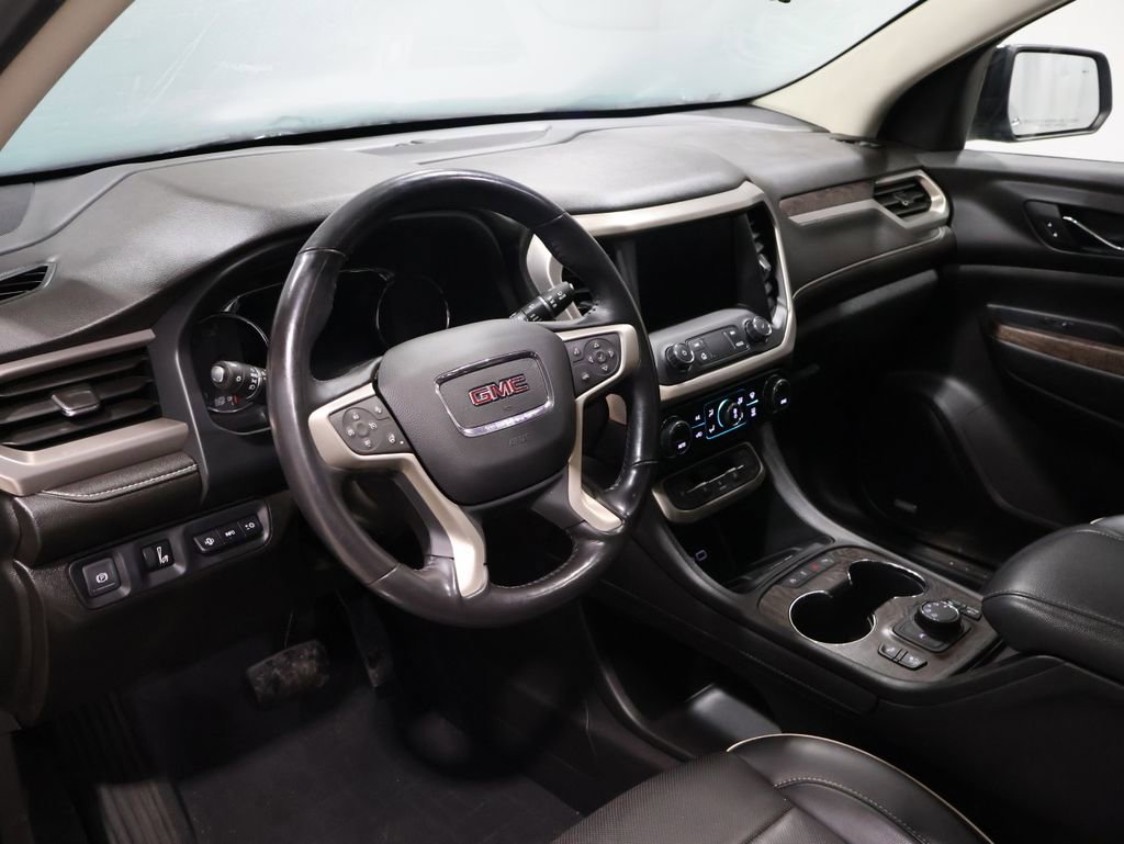 Used 2022 GMC Acadia Denali w/ GMC Pro Grade Package image 16