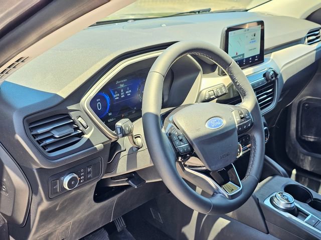 Used 2022 Ford Escape SEL w/ Technology Package AWD/4WD image 21