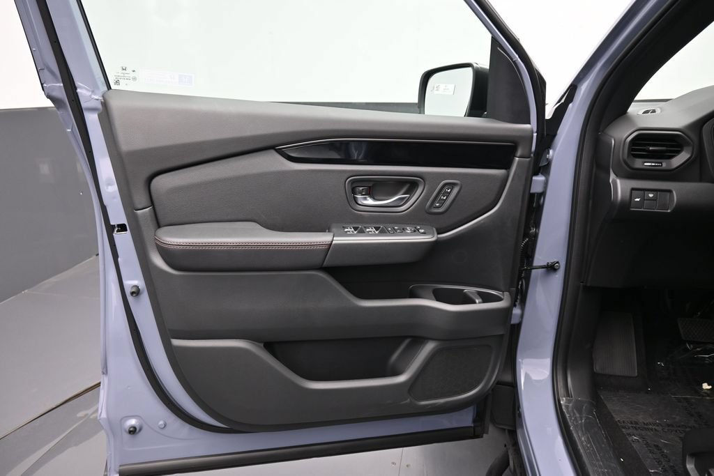 New 2026 Honda Pilot TrailSport image 18