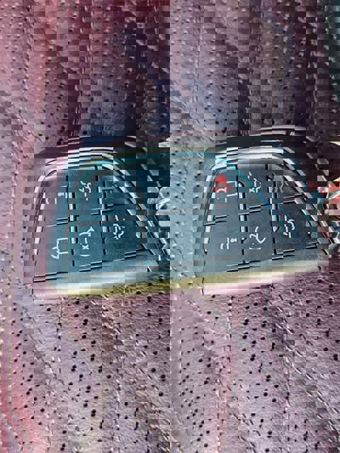 Used 2026 Cadillac Escalade Luxury w/ Touring Package image 37