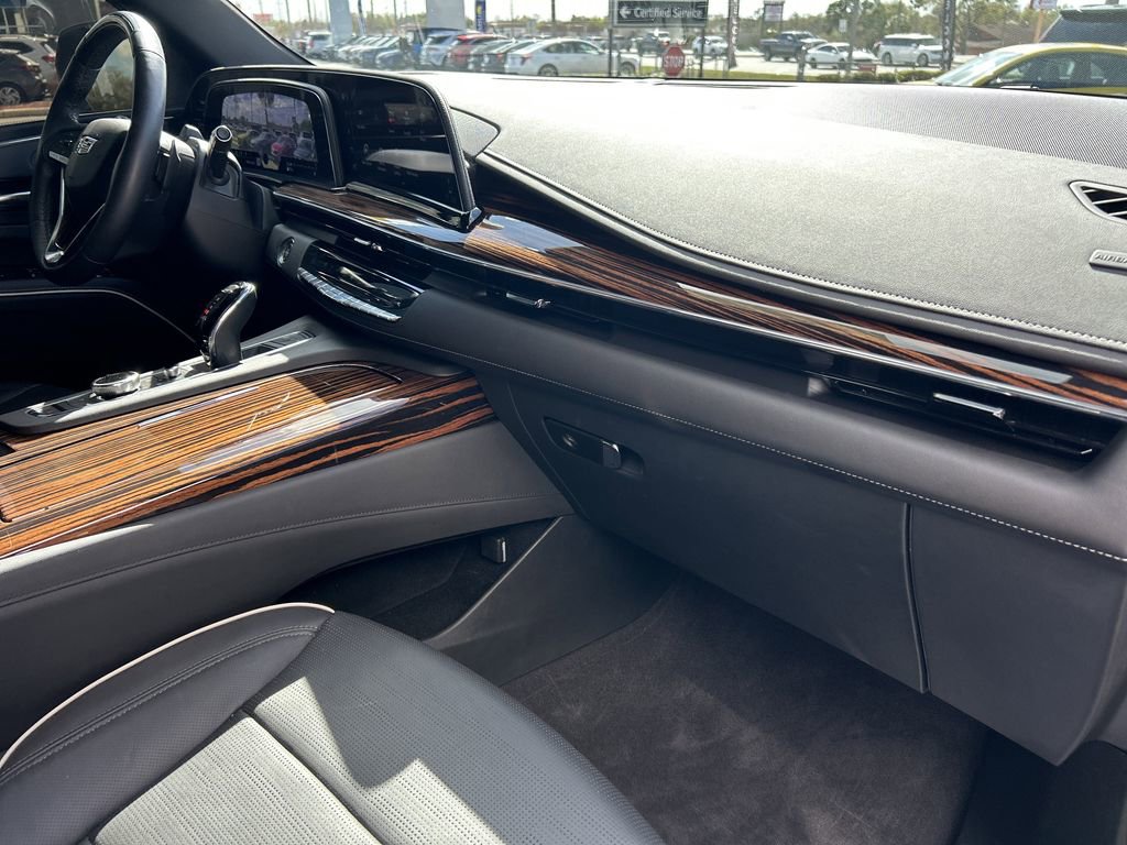 Certified 2023 Cadillac Escalade Premium Luxury image 12
