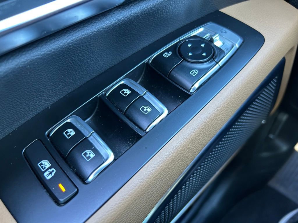 Used 2020 Kia Telluride SX w/ Towing Package image 21