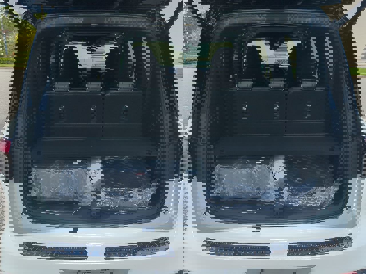New 2026 INFINITI QX80 Autograph image 13