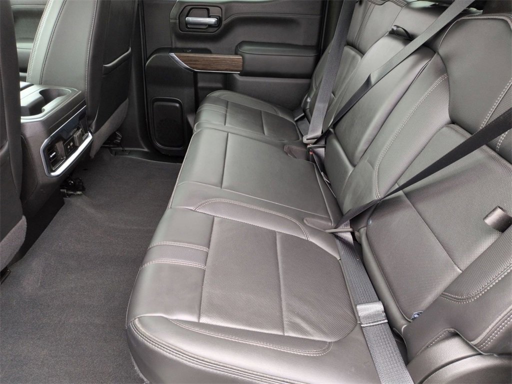 Used 2022 Chevrolet Silverado 1500 High Country w/ Technology Package image 27