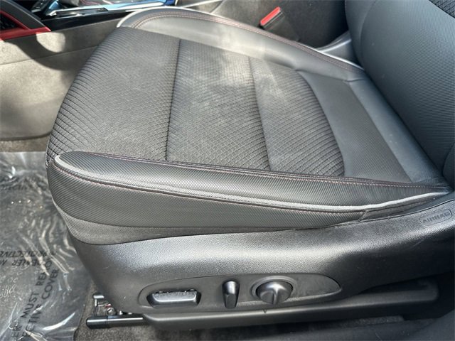 Used 2021 Chevrolet TrailBlazer RS w/ Sun and Liftgate Package image 14