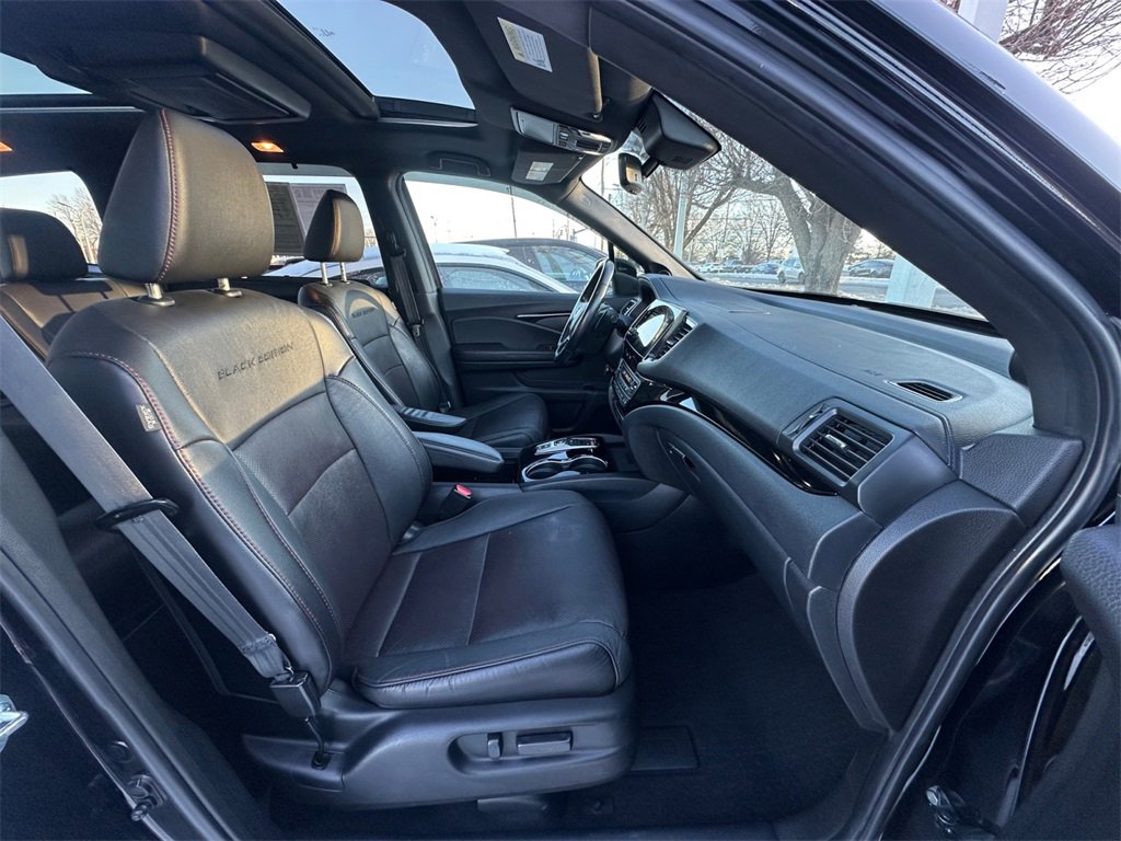 Used 2021 Honda Pilot Black Edition image 27