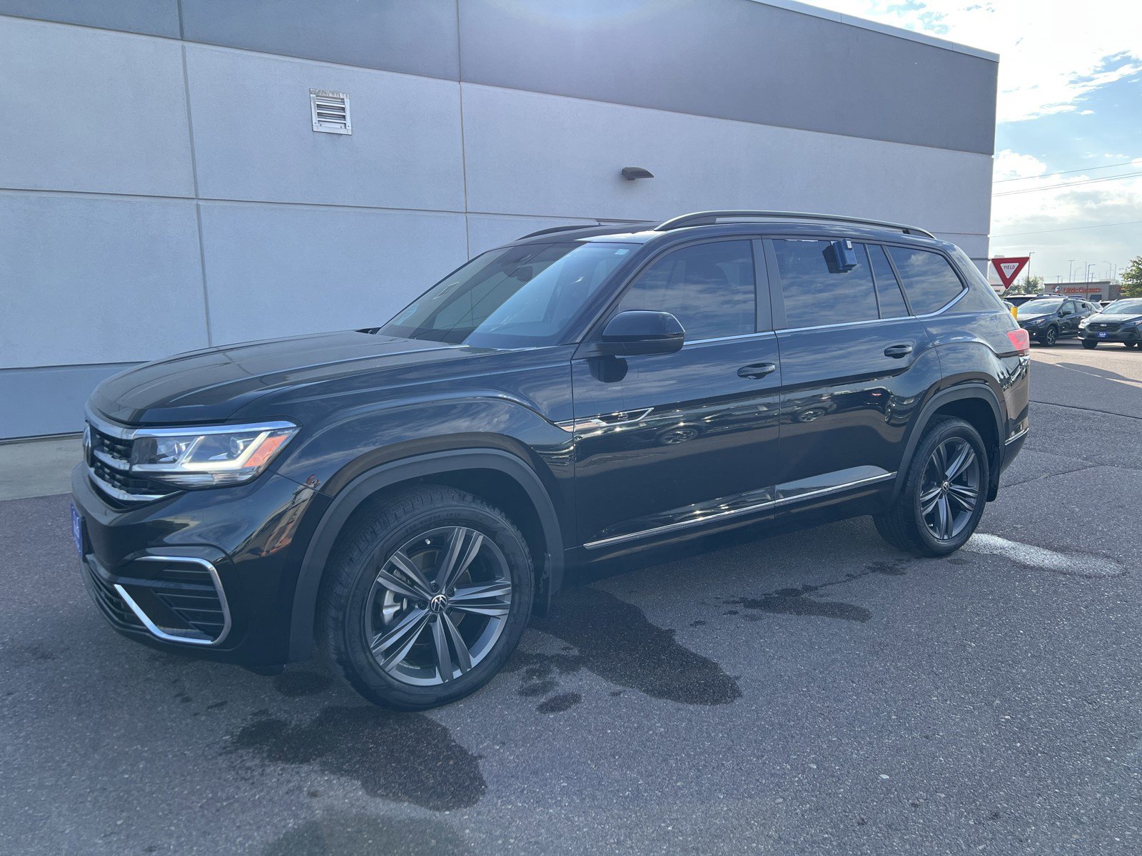 Used 2021 Volkswagen Atlas SE image 11