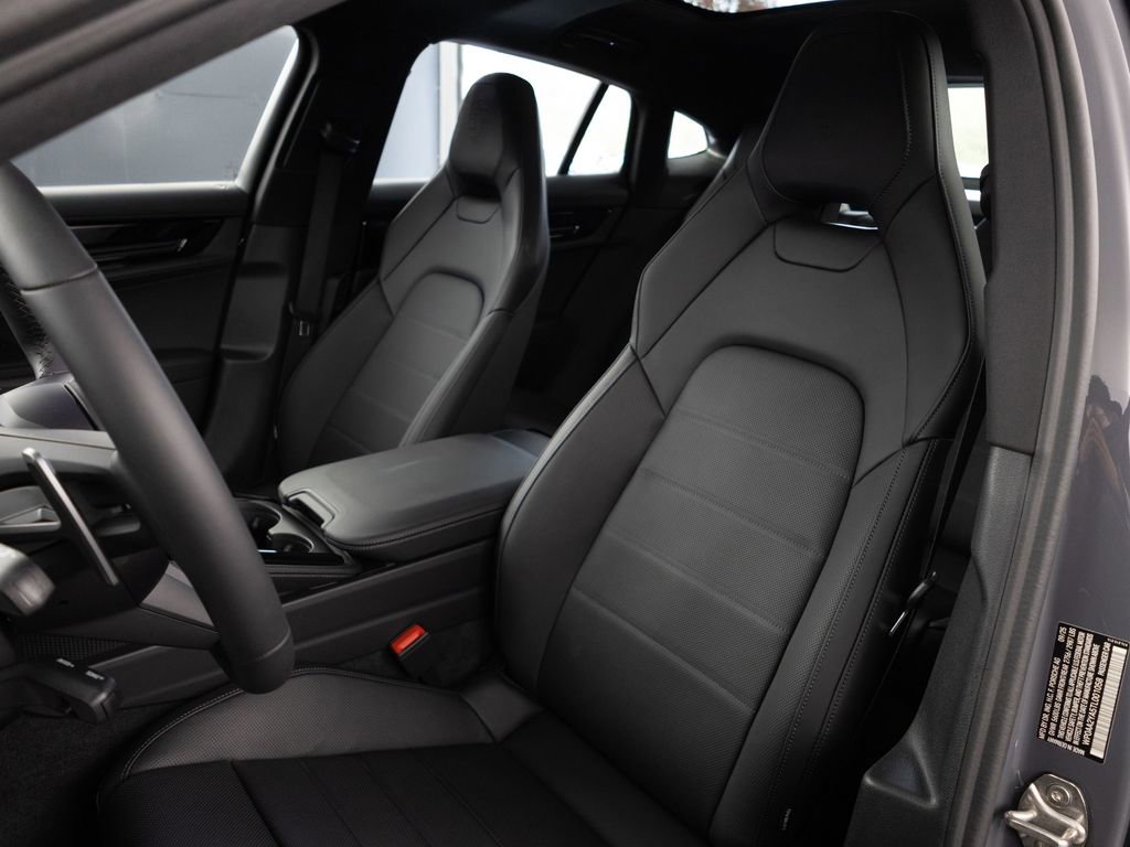 New 2026 Porsche Panamera 4 image 5