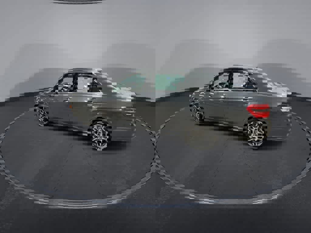 Used 2010 Mercedes-Benz E 63 AMG Sedan image 6