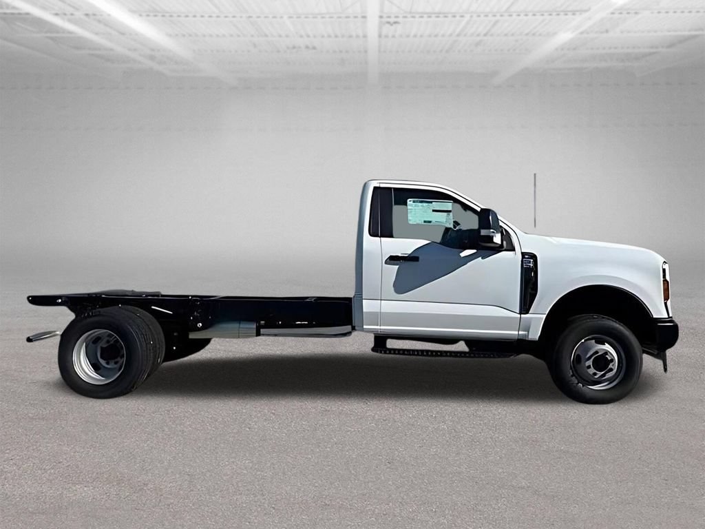 New 2026 Ford F350 XL w/ Snow Plow Prep Package AWD/4WD image 5
