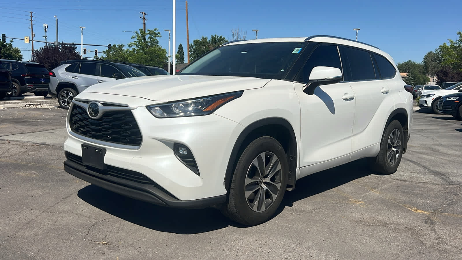 Used 2020 Toyota Highlander XLE