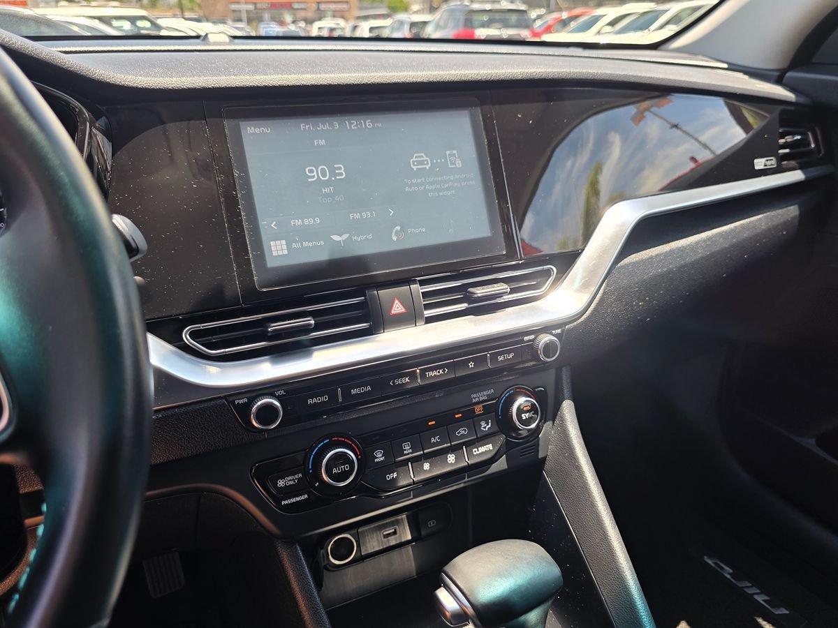 Used 2022 Kia Niro LXS FWD image 27