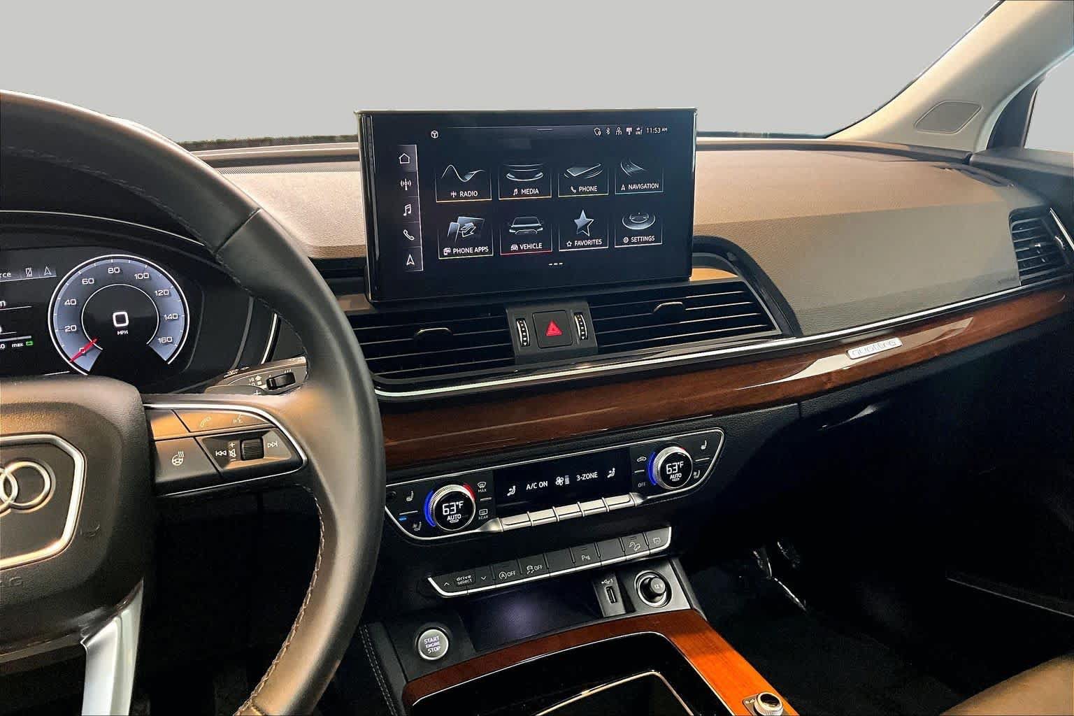 Used 2022 Audi Q5 2.0T Premium Plus w/ Premium Plus Package AWD/4WD image 7