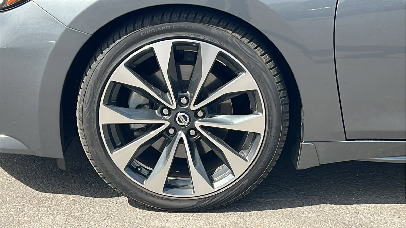 Used 2020 Nissan Maxima Platinum w/ Sport Mat Group image 9