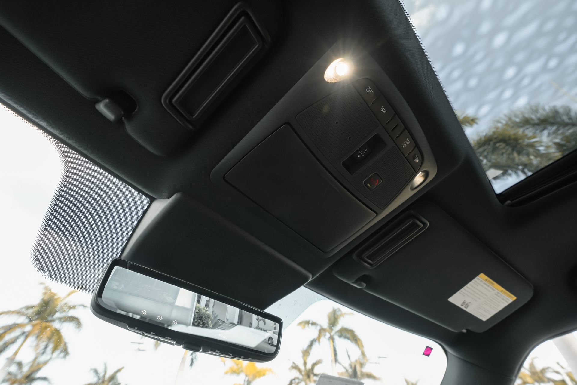 Used 2024 INFINITI QX80 Sensory image 20