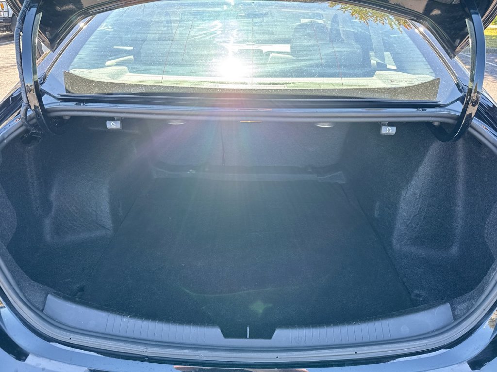 Used 2024 Chevrolet Malibu LT FWD image 24
