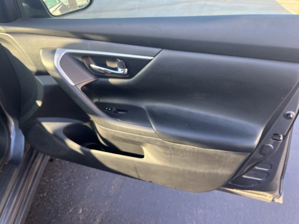 Used 2016 Nissan Altima 2.5 S w/ Power Driver Seat Package image 23