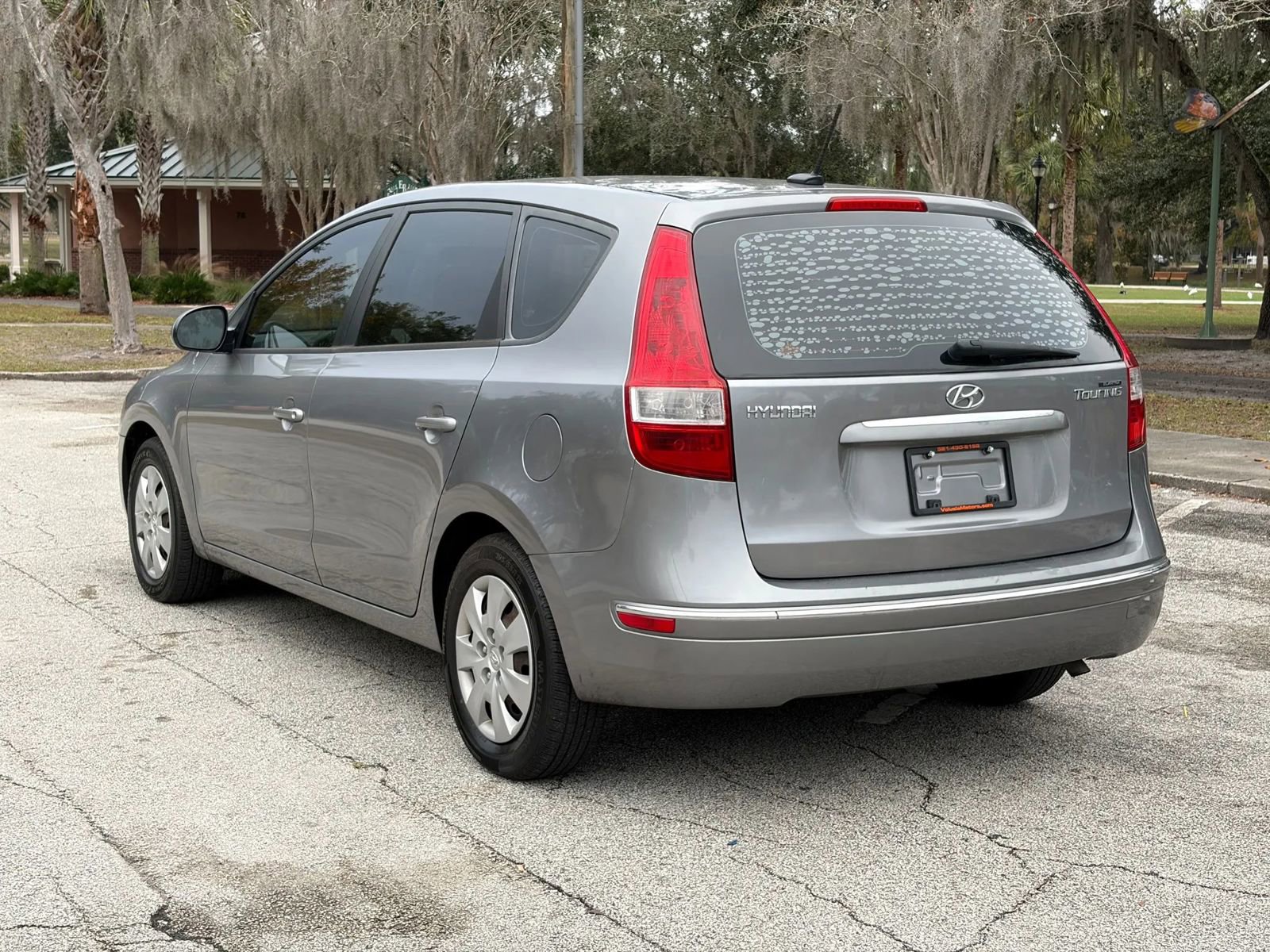 Used 2012 Hyundai Elantra GLS image 7